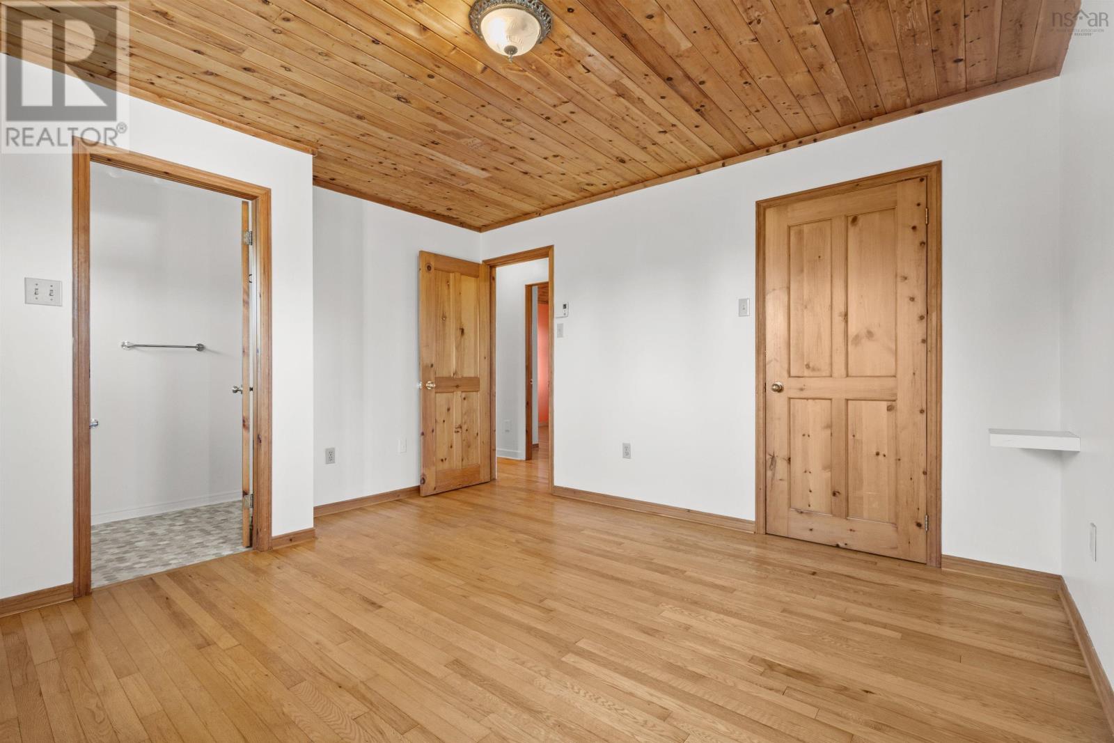 2160 East Petpeswick Road - 24