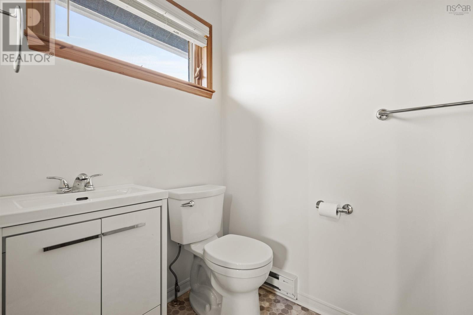 2160 East Petpeswick Road - 26