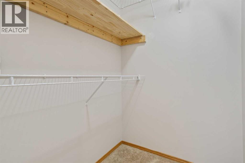 7601 41 Avenue - 17
