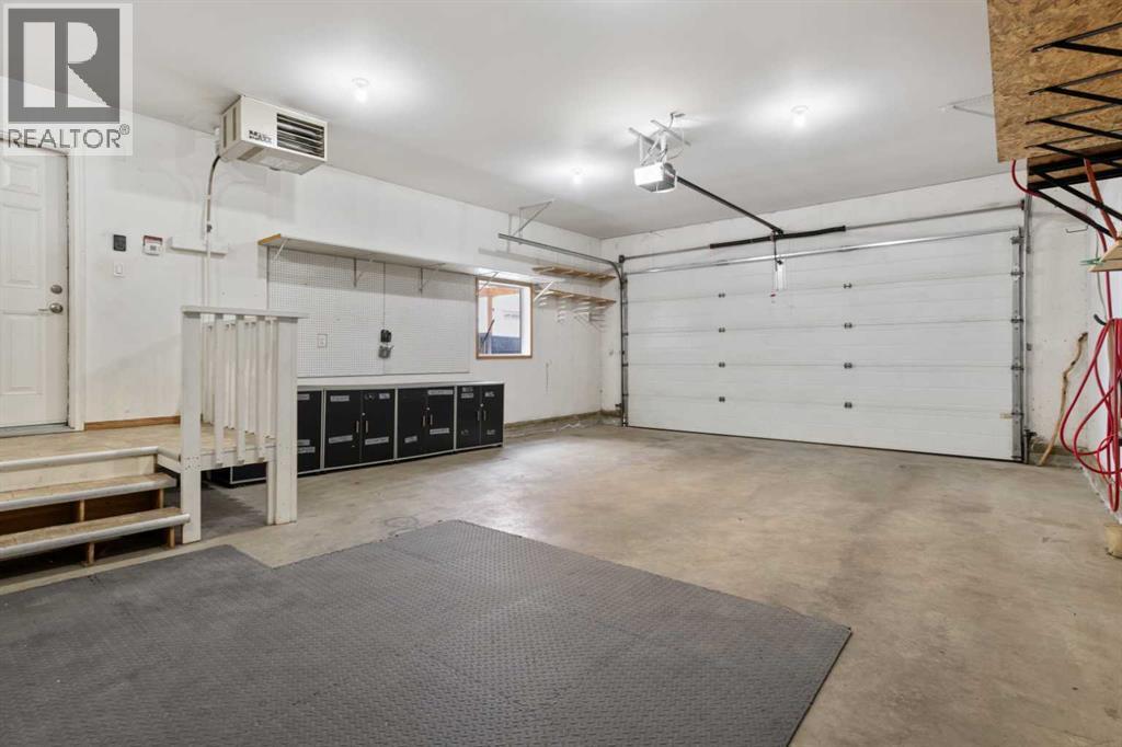 7601 41 Avenue - 39