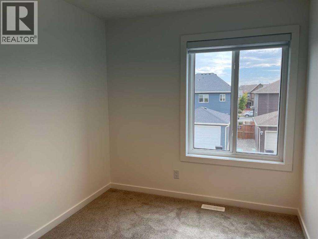 49 Legacy Point Terrace SE - 17
