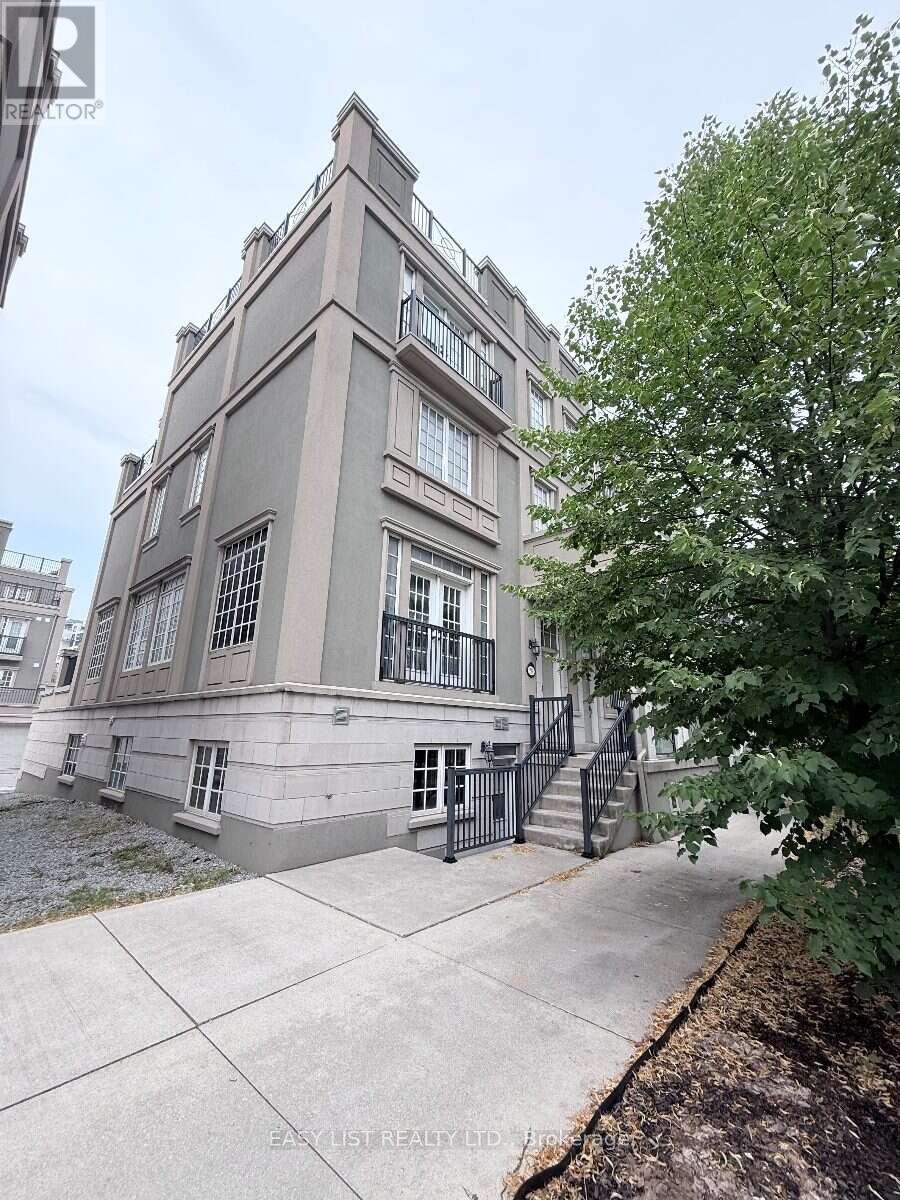 28 UPPER DUKE CRESCENT - 1