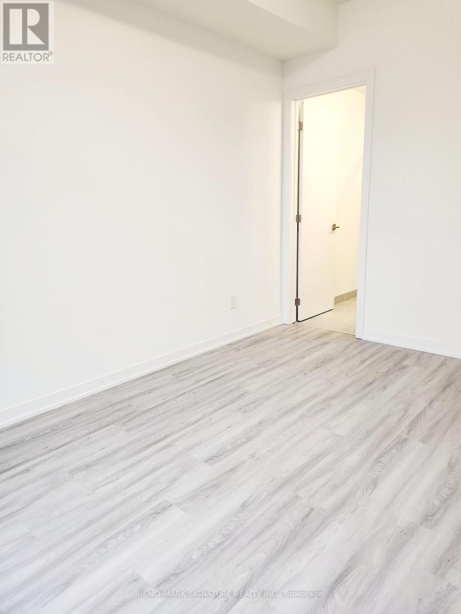 #113 10 STECKLEY HOUSE LANE E - 10