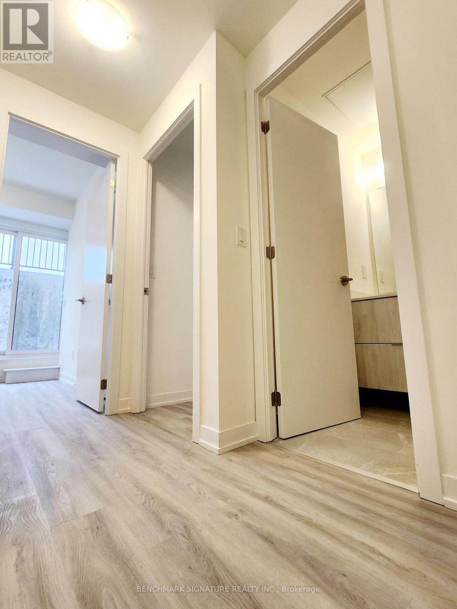 #113 10 STECKLEY HOUSE LANE E - 14