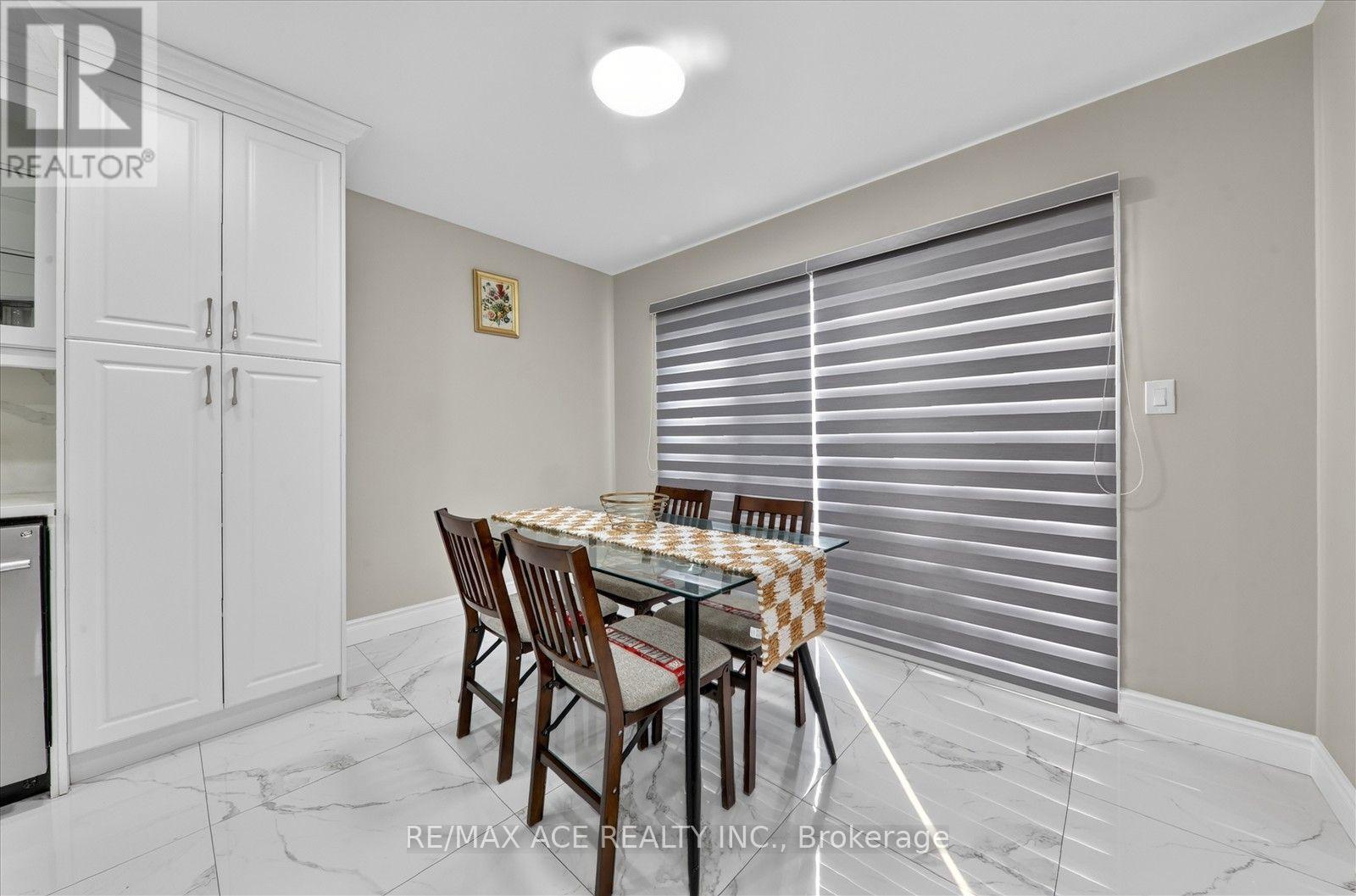 24 ZIMMER STREET - Image 14