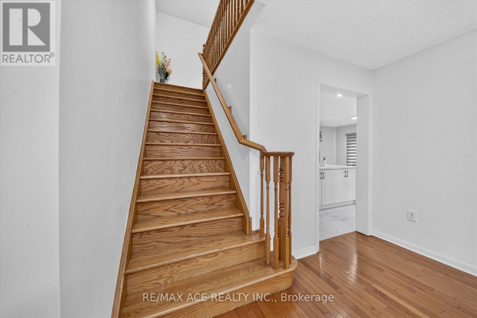 24 ZIMMER STREET - 19