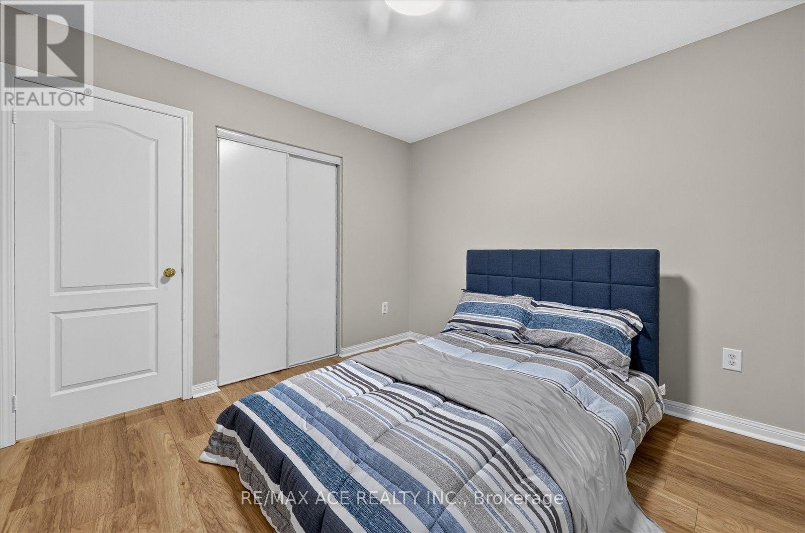 24 ZIMMER STREET - Image 30
