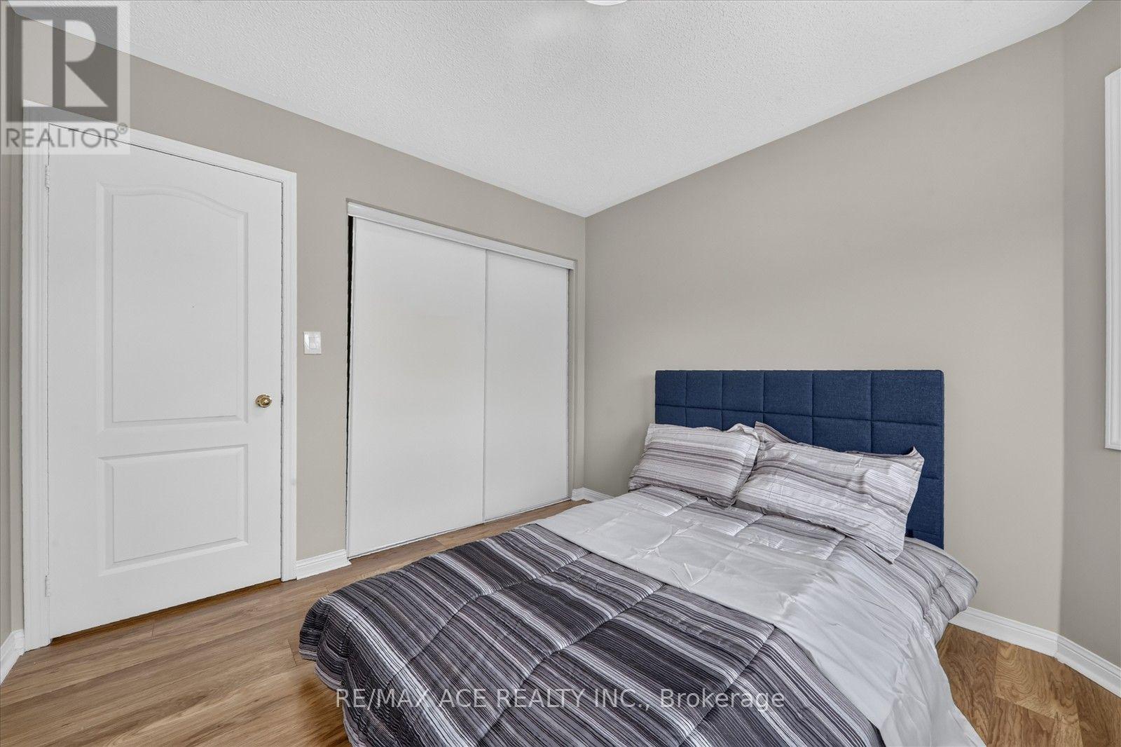 24 ZIMMER STREET - Image 35
