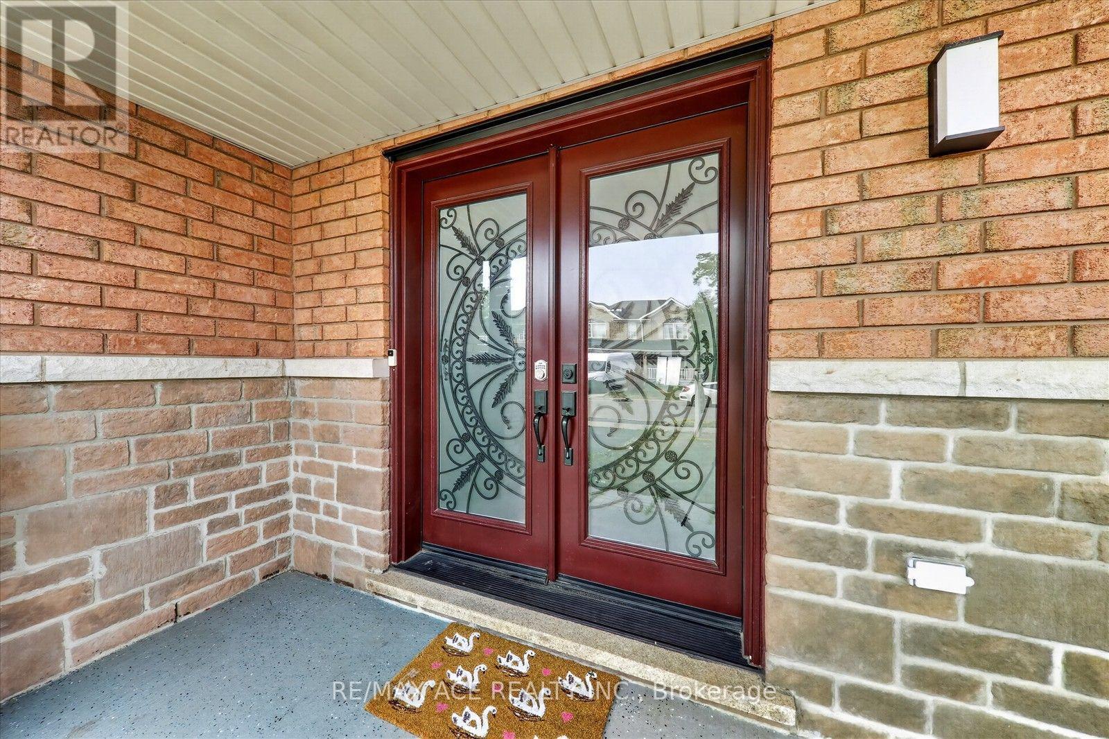 24 ZIMMER STREET - Image 6