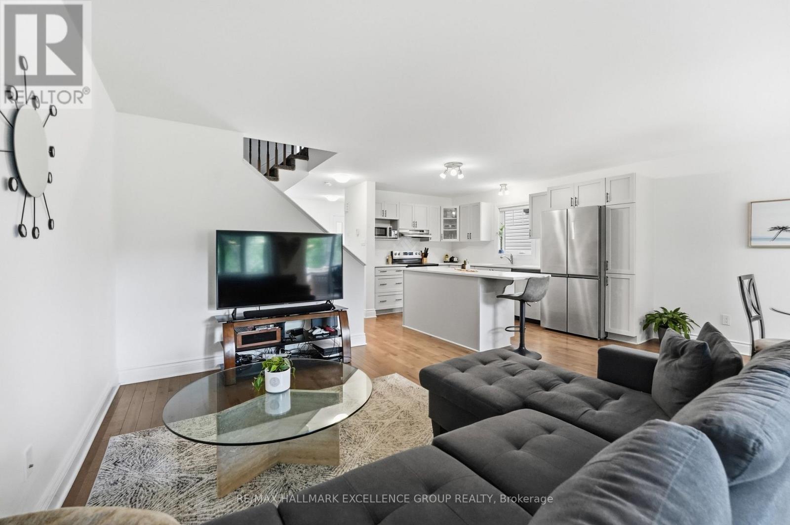 241 DION AVENUE - 20