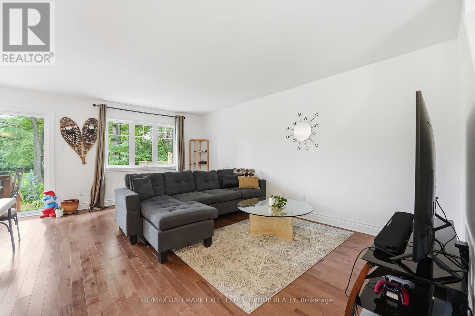 241 DION AVENUE - Image 17