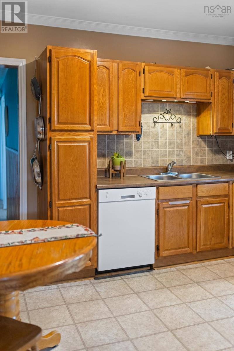 6091 Leeds Street - 18