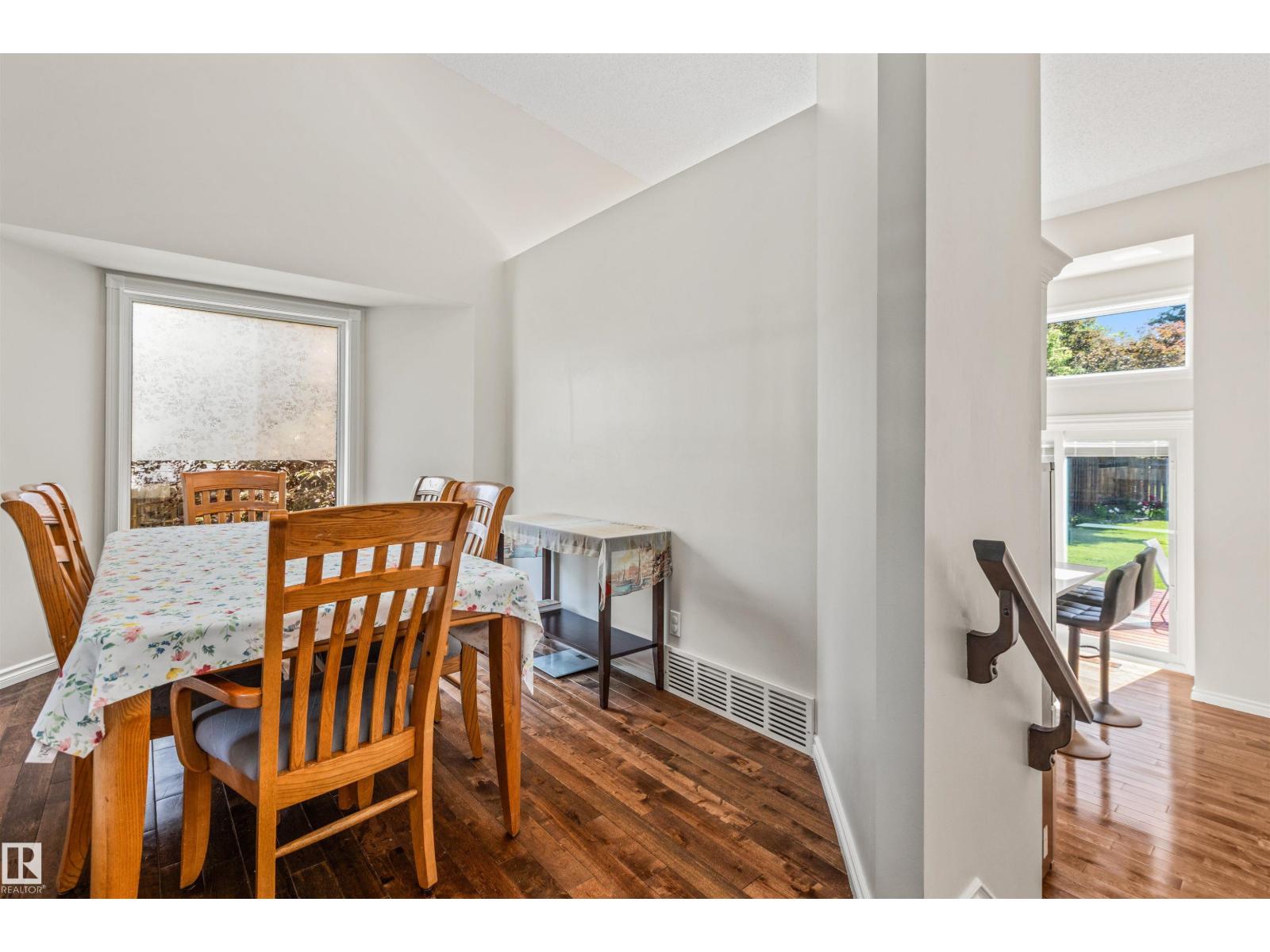 13 WESTPARK CO - Image 11
