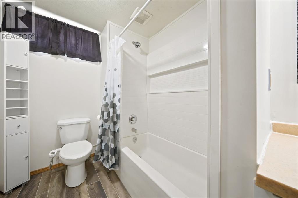 4233 33 Street - 26