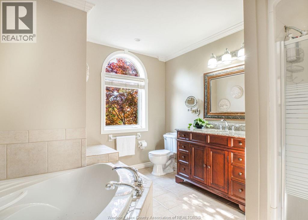 128 Pheasant Run DRIVE - 19