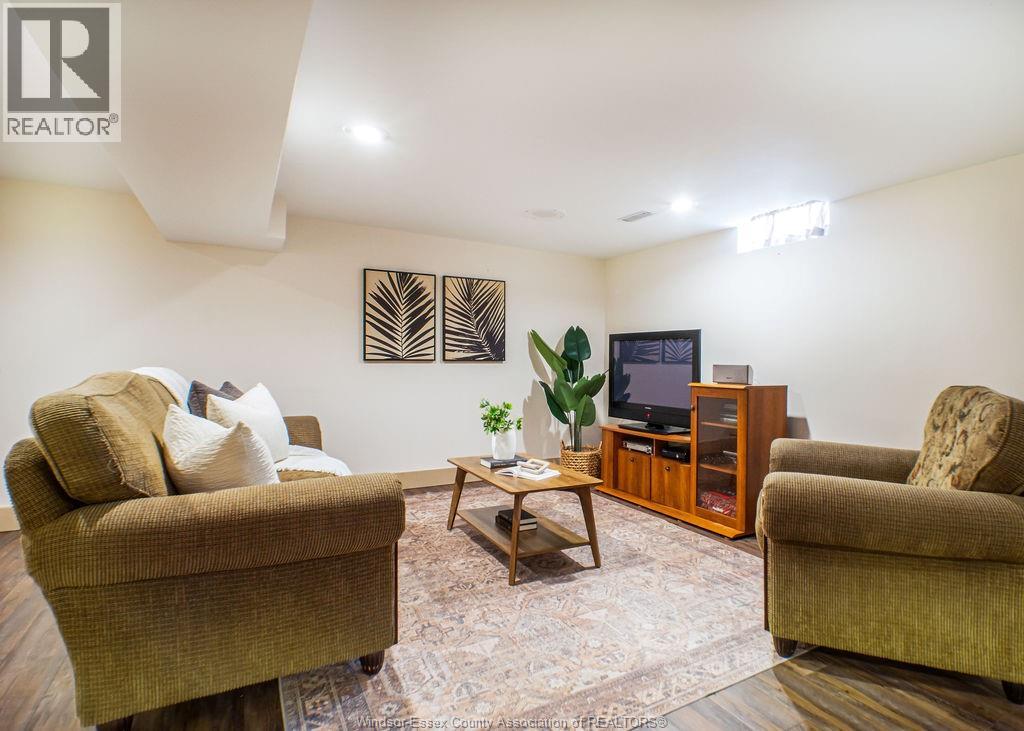 128 Pheasant Run DRIVE - 29