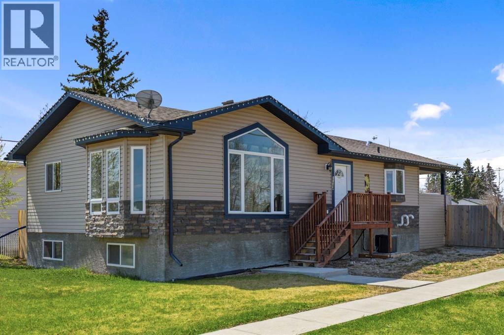 4730 52 Street - 1