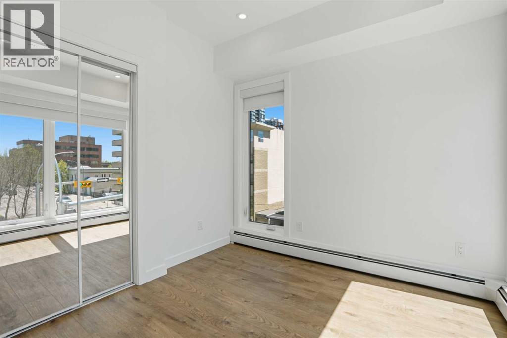 #309 310 15 Avenue SW - 17