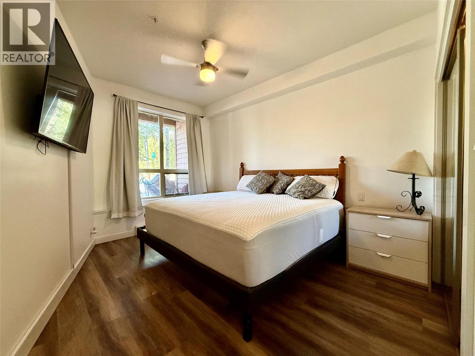 #214 2080 Summit Drive - 10