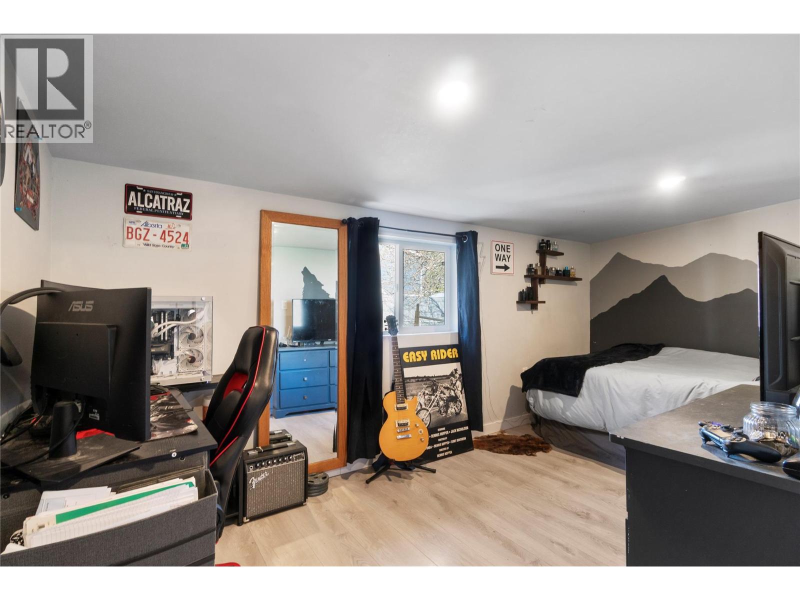 5131 69 Avenue NE - 13