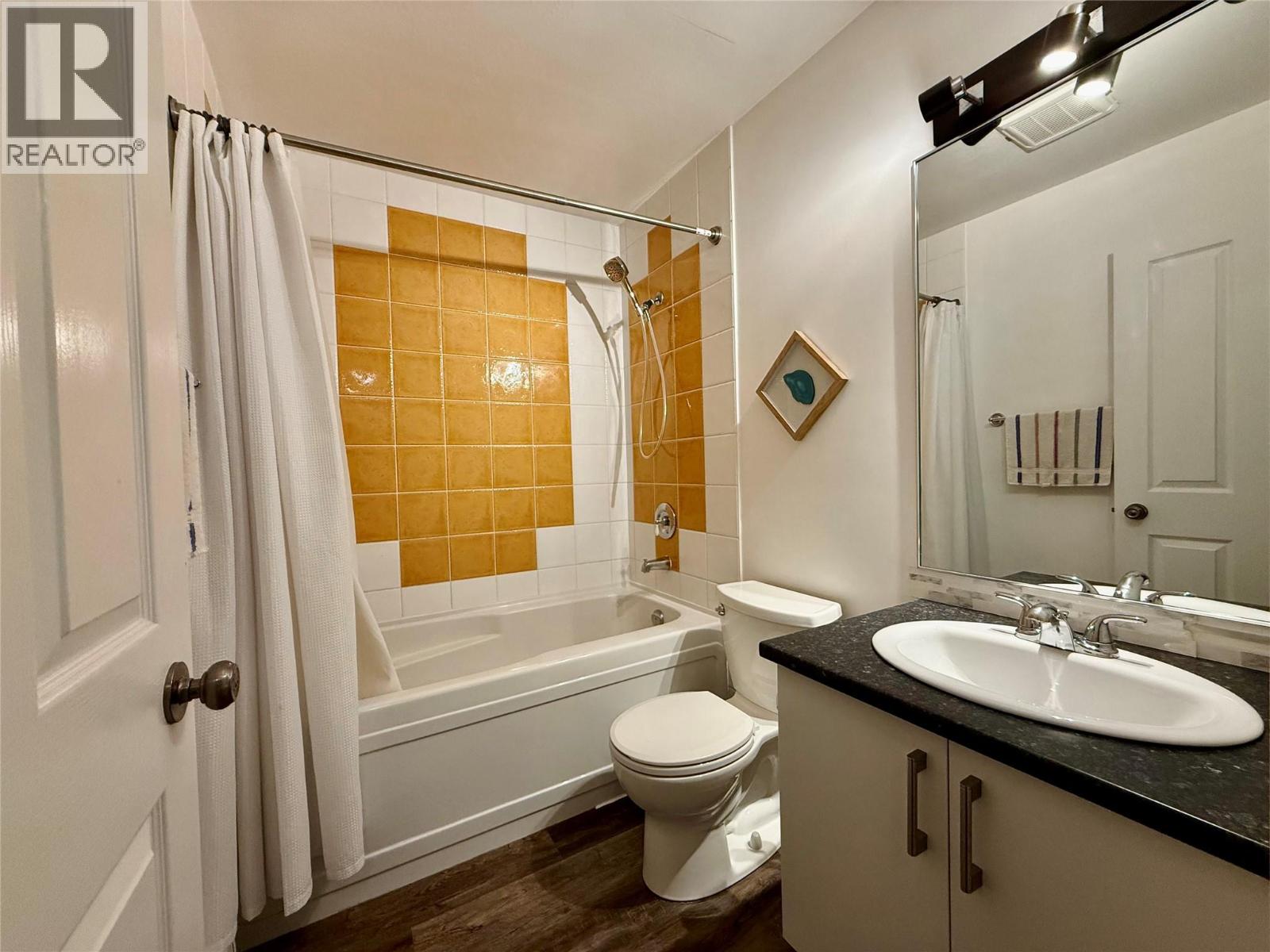 #214 2080 Summit Drive - 12