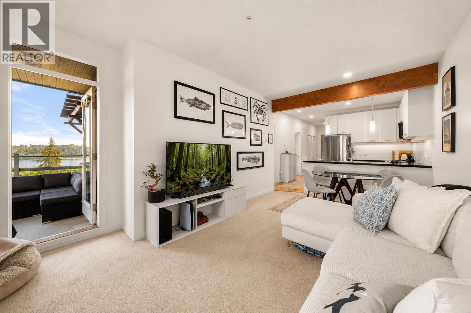 317 530 RAVEN WOODS DRIVE, North Vancouver