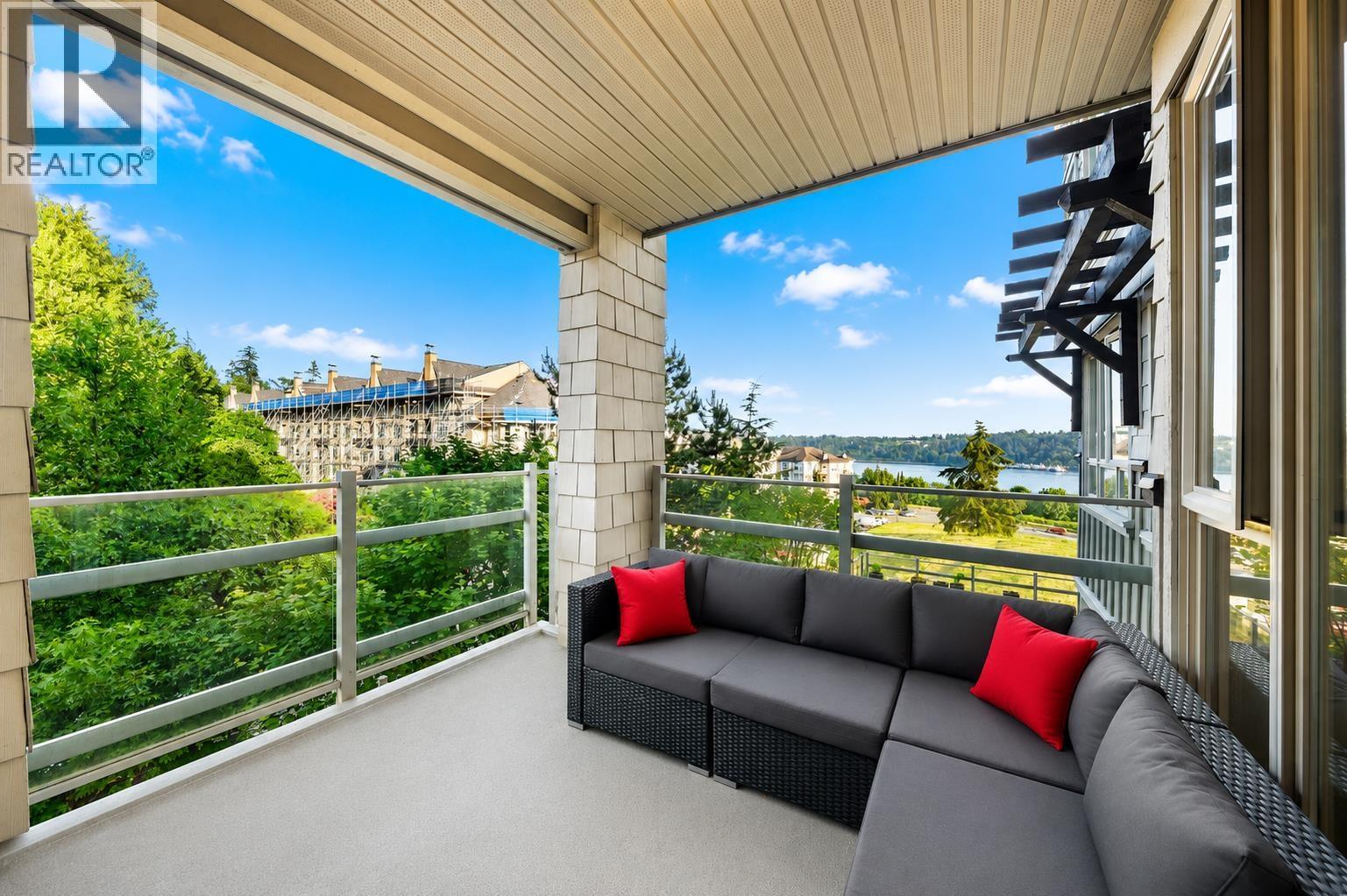 317 530 RAVEN WOODS DRIVE, North Vancouver
