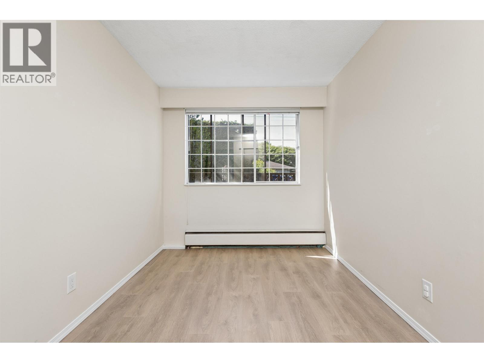 112 2222 CAMBRIDGE STREET, Vancouver