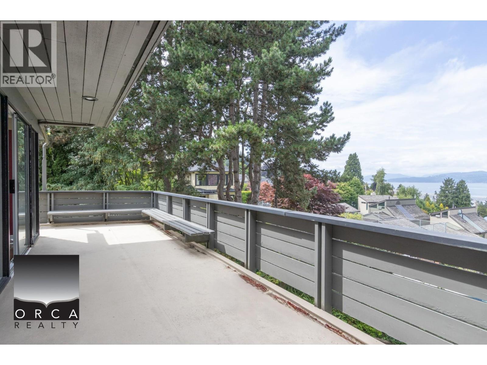 6 Bed, 4 Bath House for Rent in Vancouver – 1995 SASAMAT PLACE, Vancouver – MLS# R3148236 - Image 28