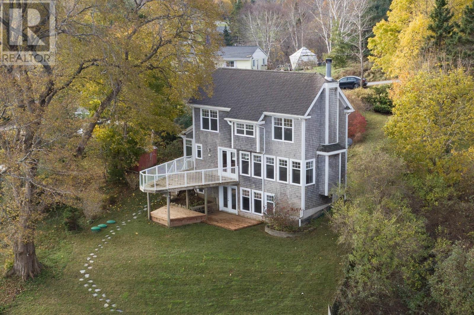 10 Schooner Cove Road - 40