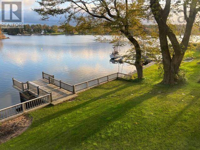 10 Schooner Cove Road - 46