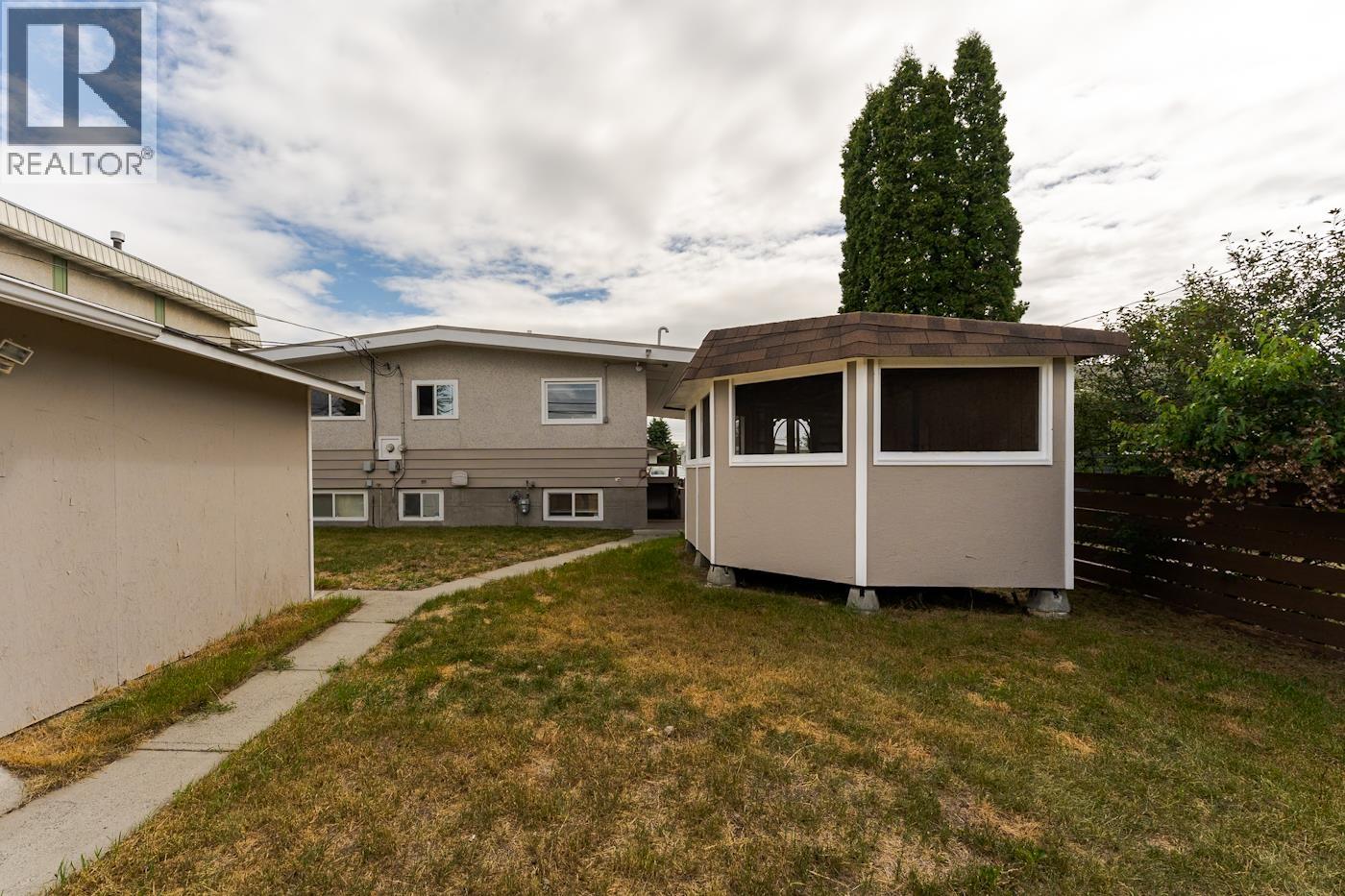 373 NICHOLSON STREET - 33