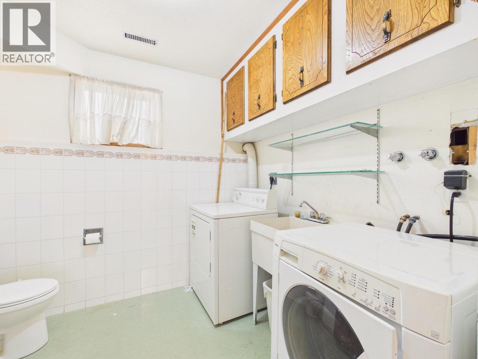 10 Spruce Court - 39