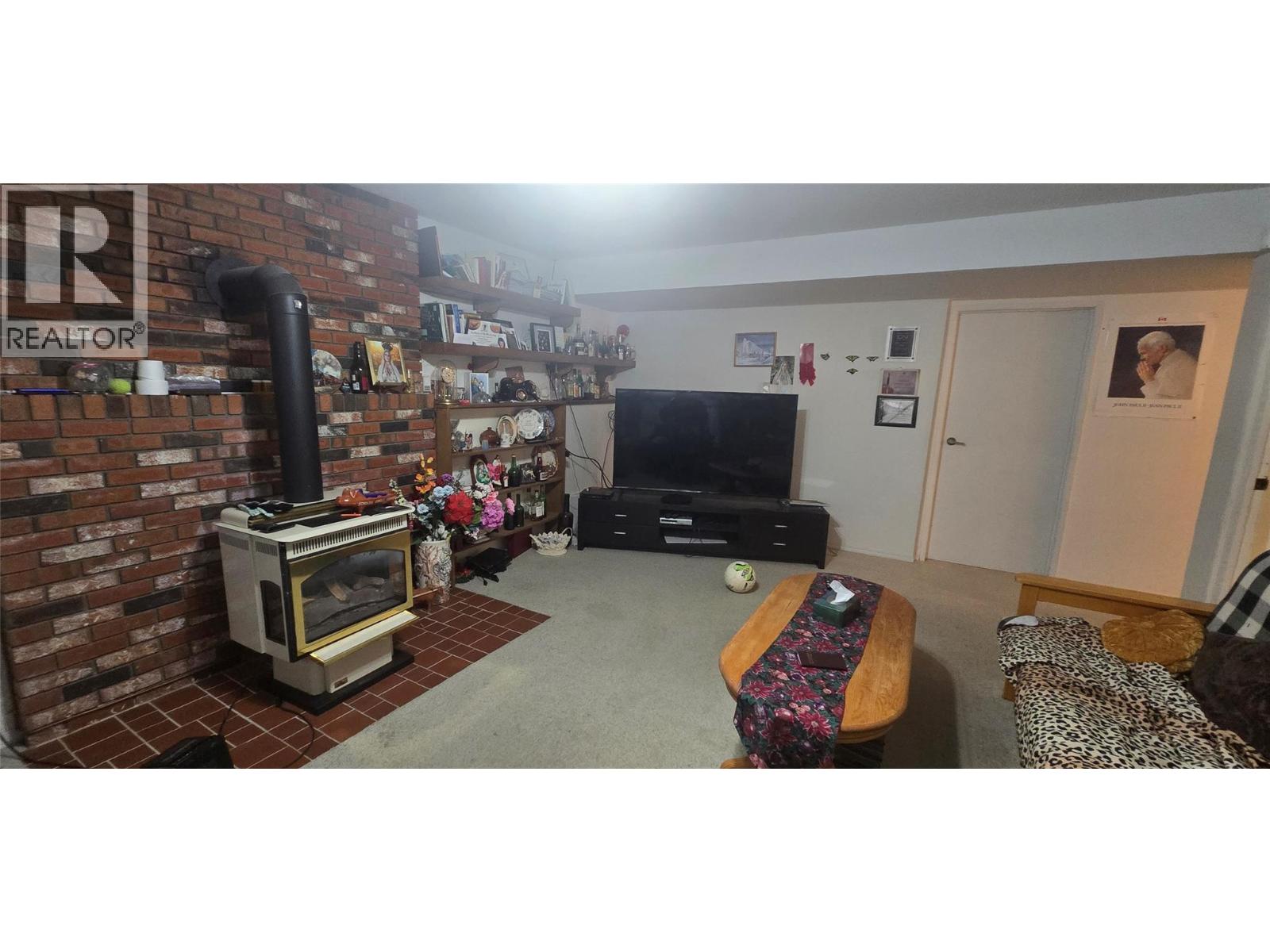 10 Spruce Court - 24