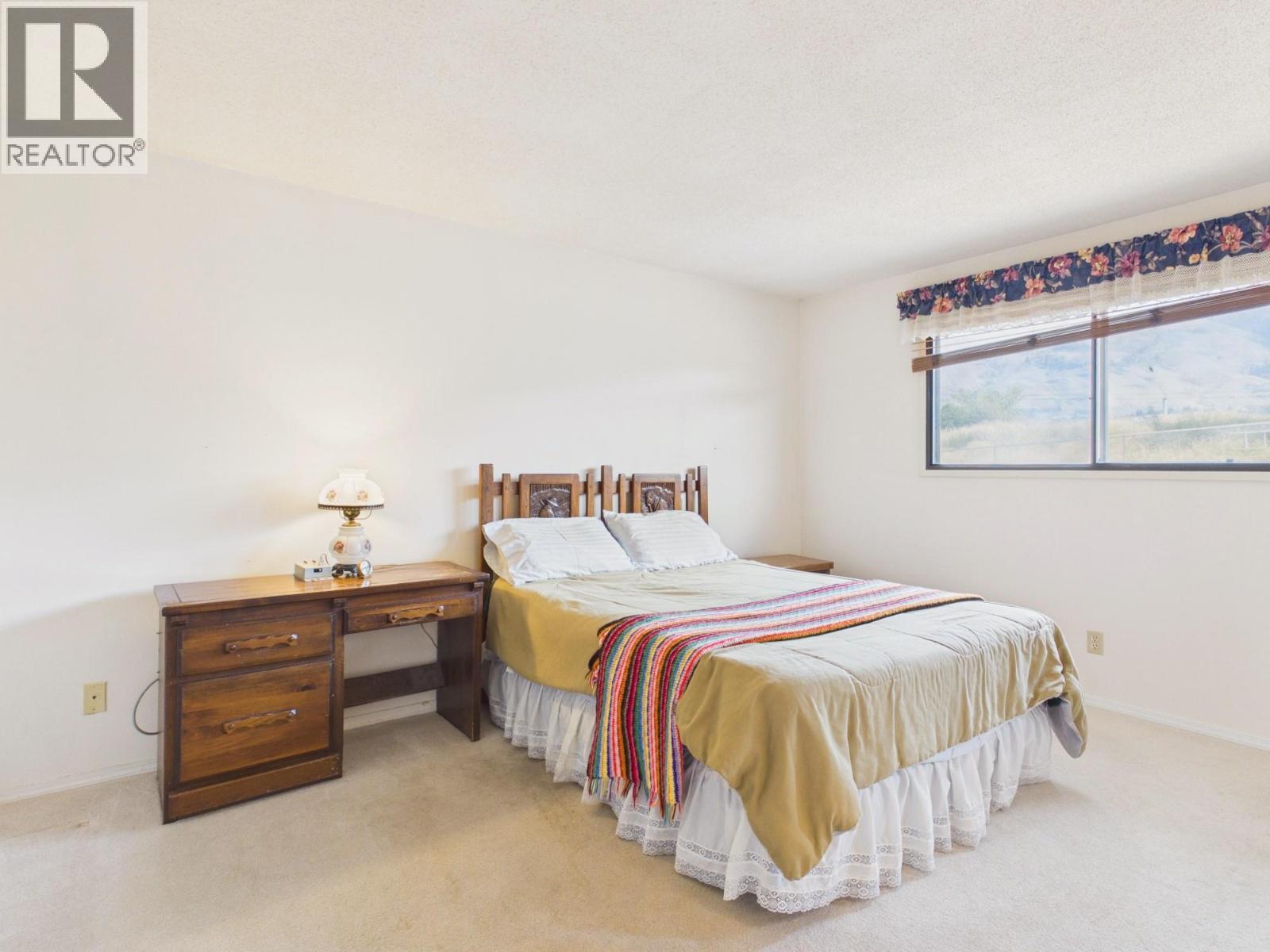 10 Spruce Court - 6
