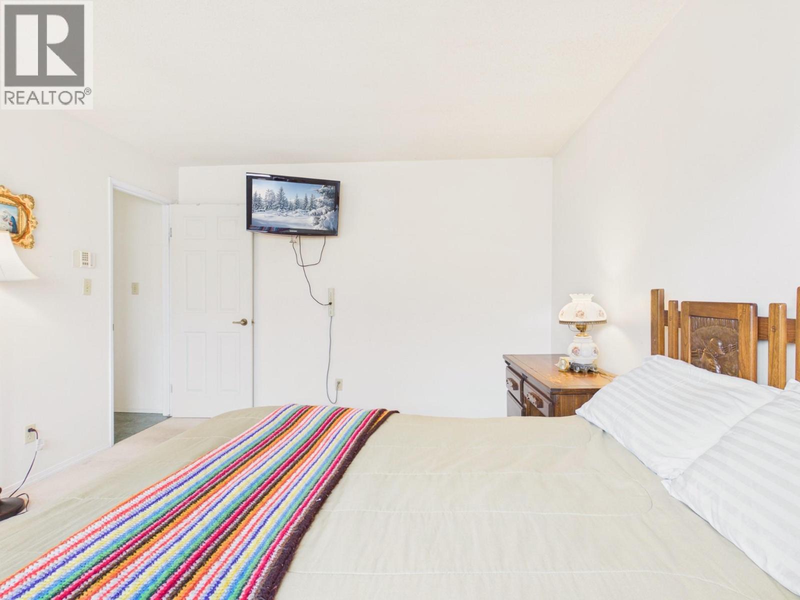 10 Spruce Court - 8