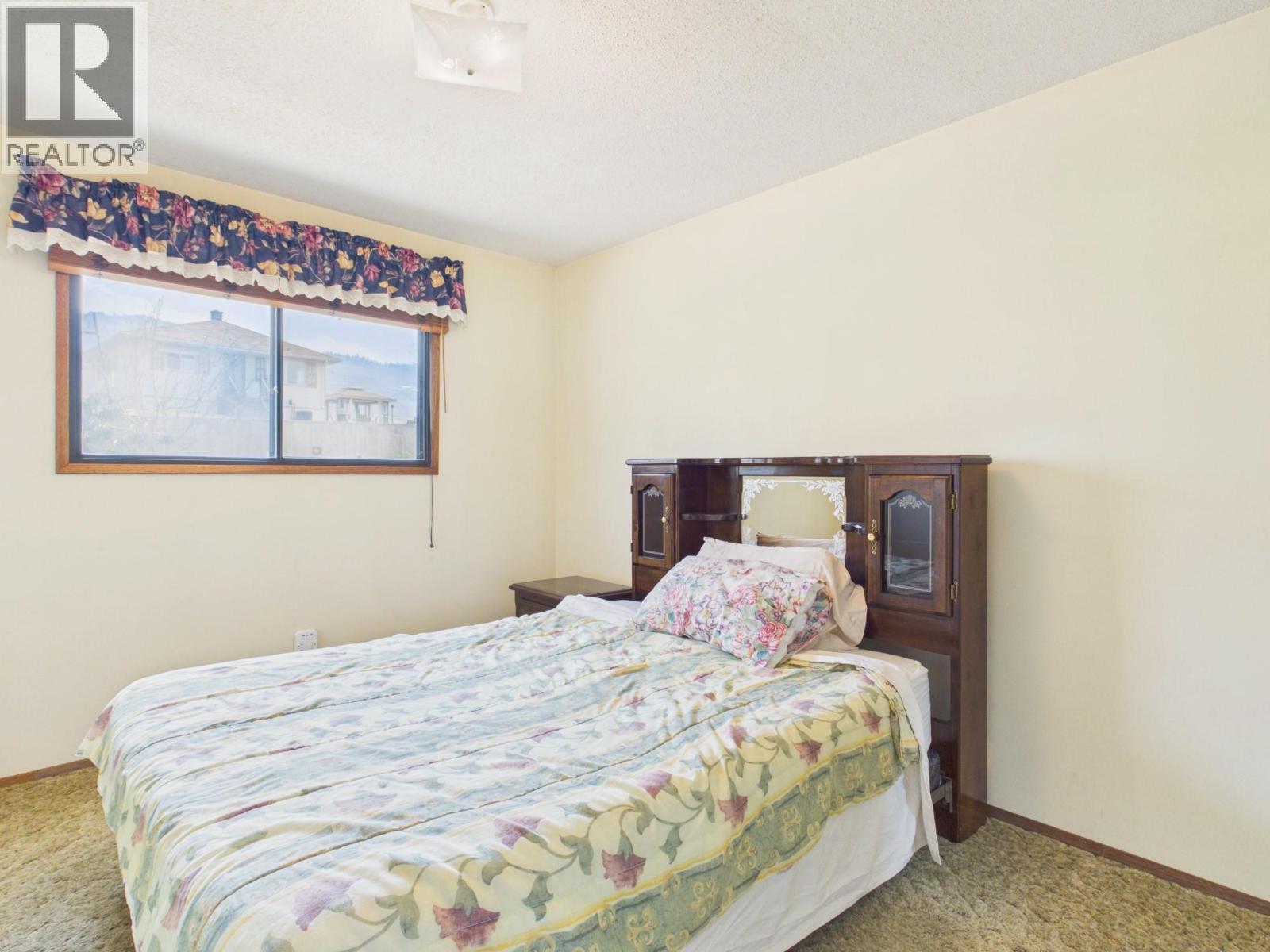 10 Spruce Court - 13