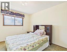 Living room - 10 Spruce Court, Osoyoos, BC V0H1V3 Photo 13