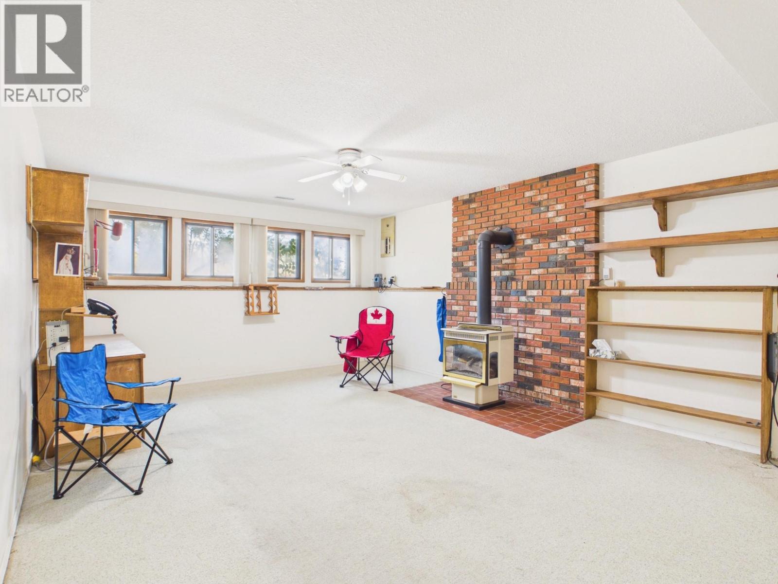 10 Spruce Court - 29