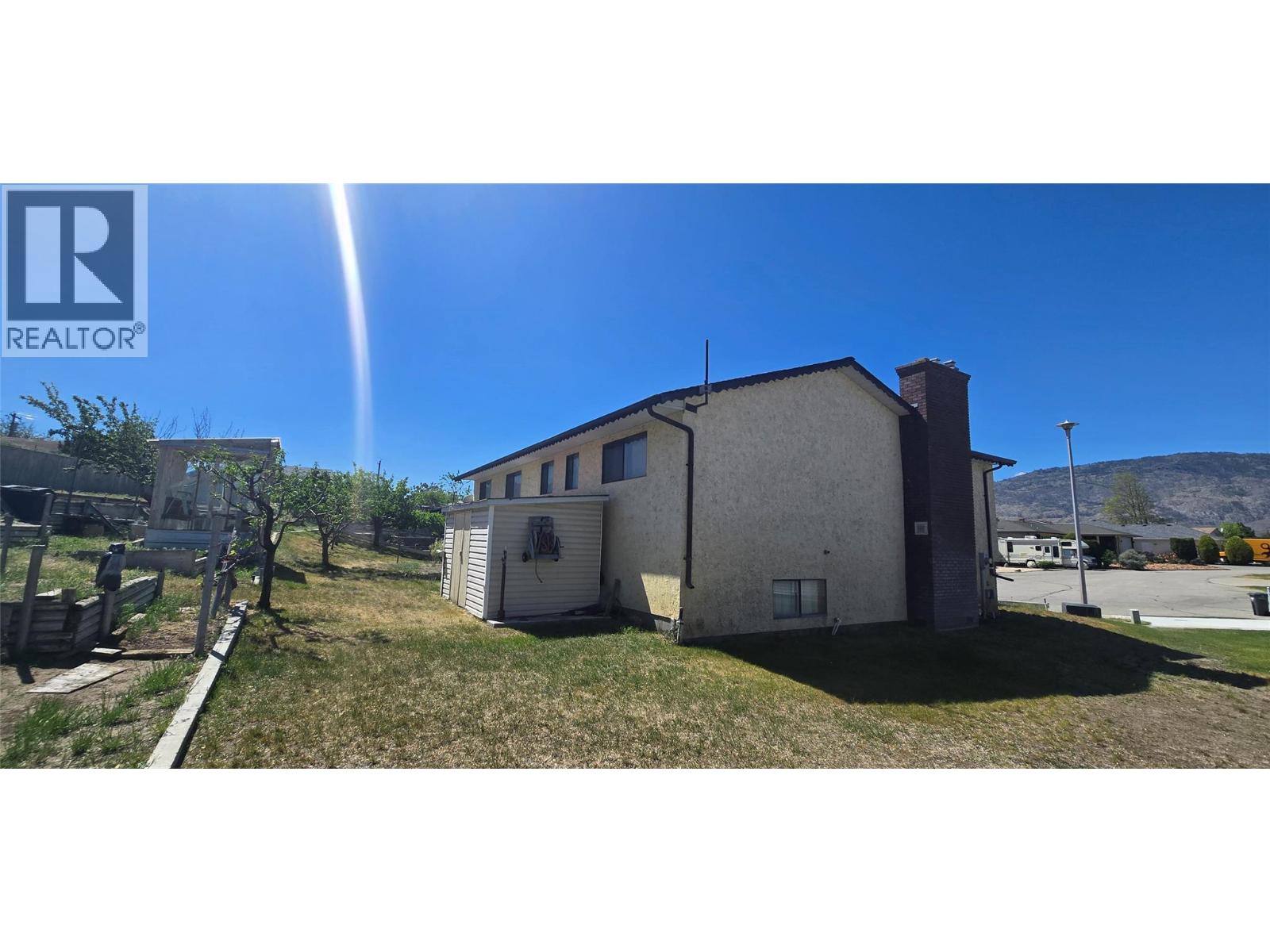10 Spruce Court - 26