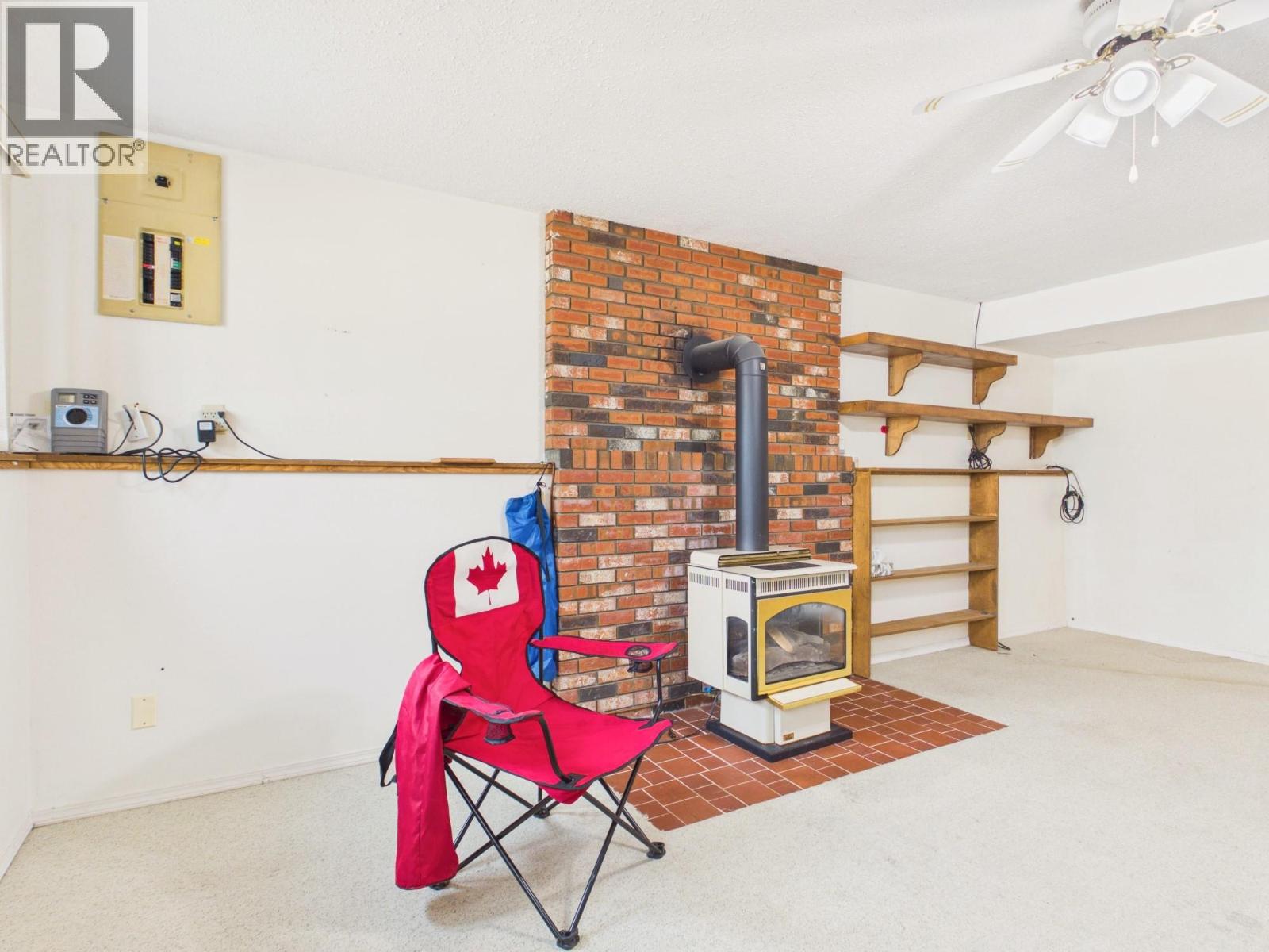10 Spruce Court - 28