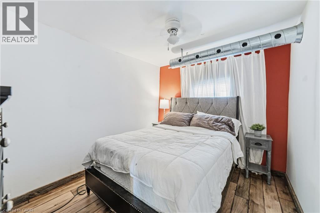 2 FAGAN Street - 16