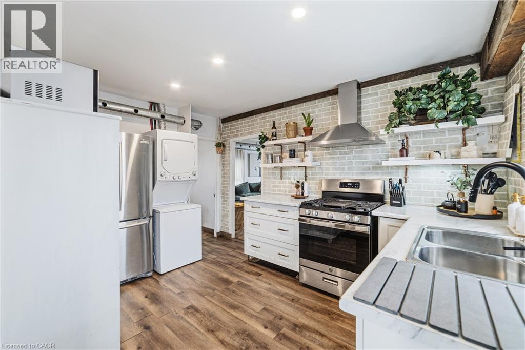 2 FAGAN Street - 17