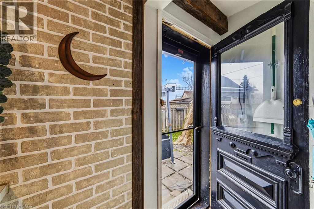 2 FAGAN Street - 25
