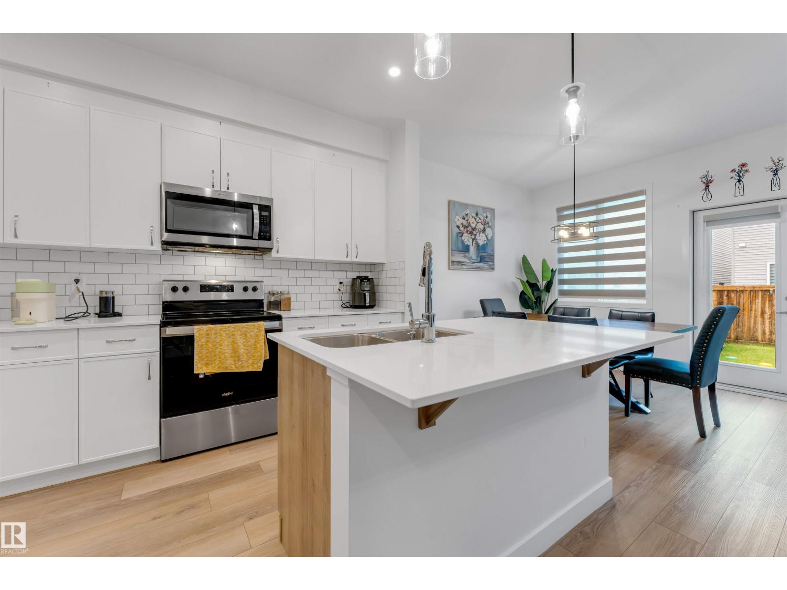 1647 13 ST NW - 16