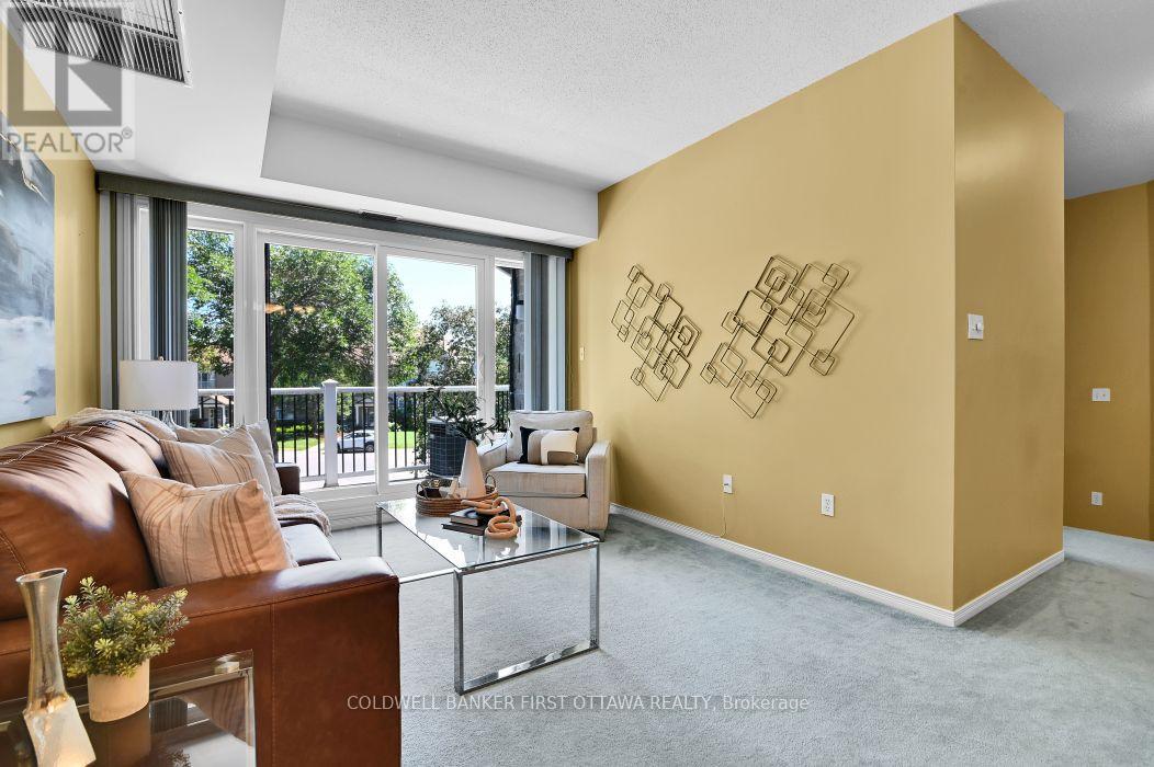 99 ROBSON COURT - 13