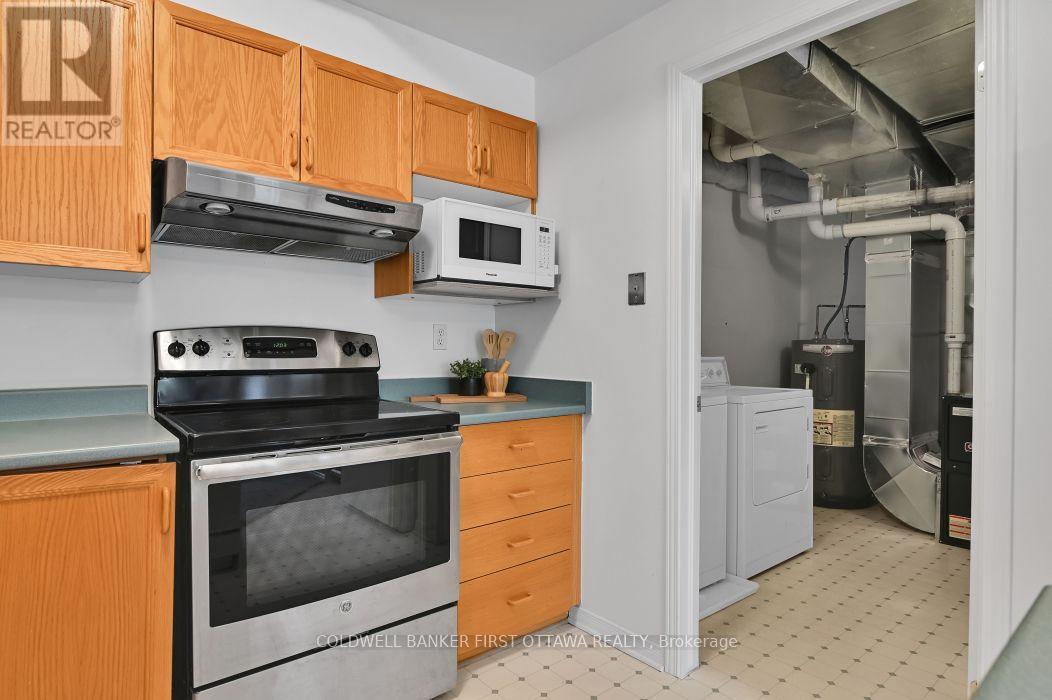 99 ROBSON COURT - 11