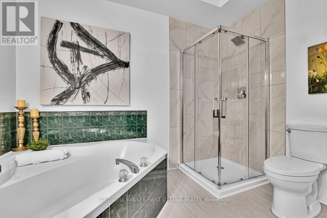 99 ROBSON COURT - 22