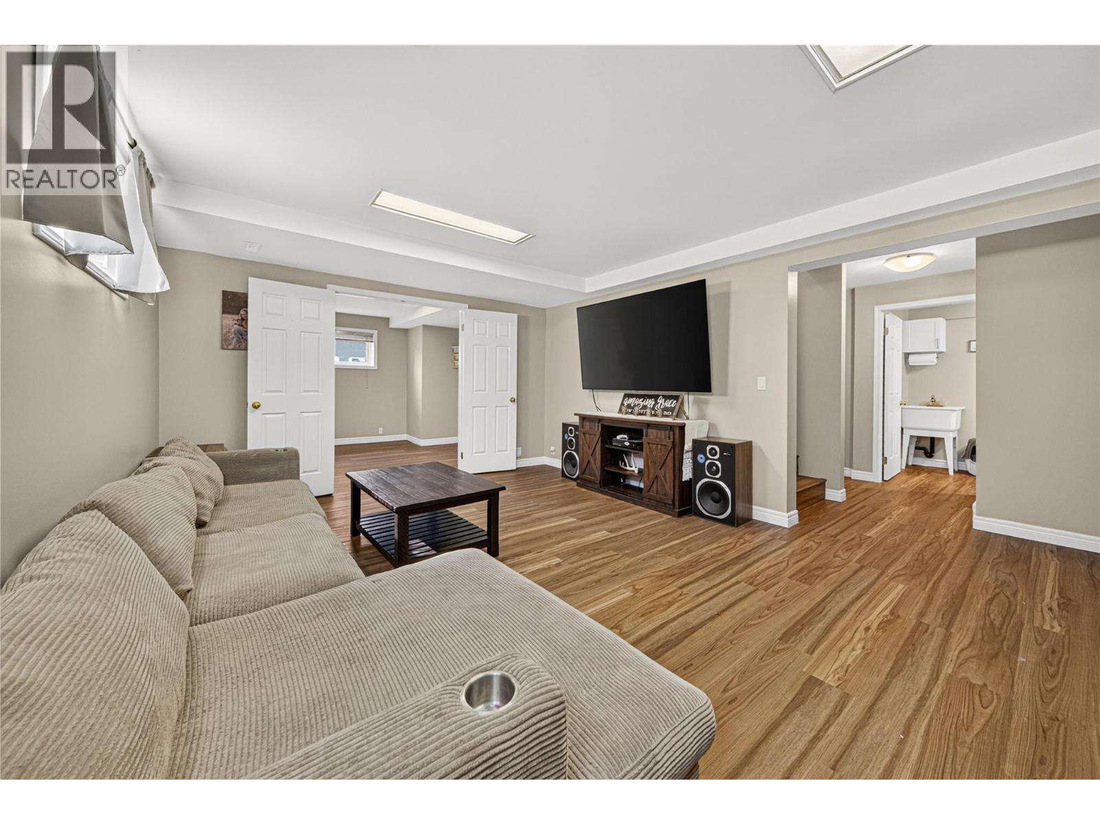 1260 Valley View Drive - 18