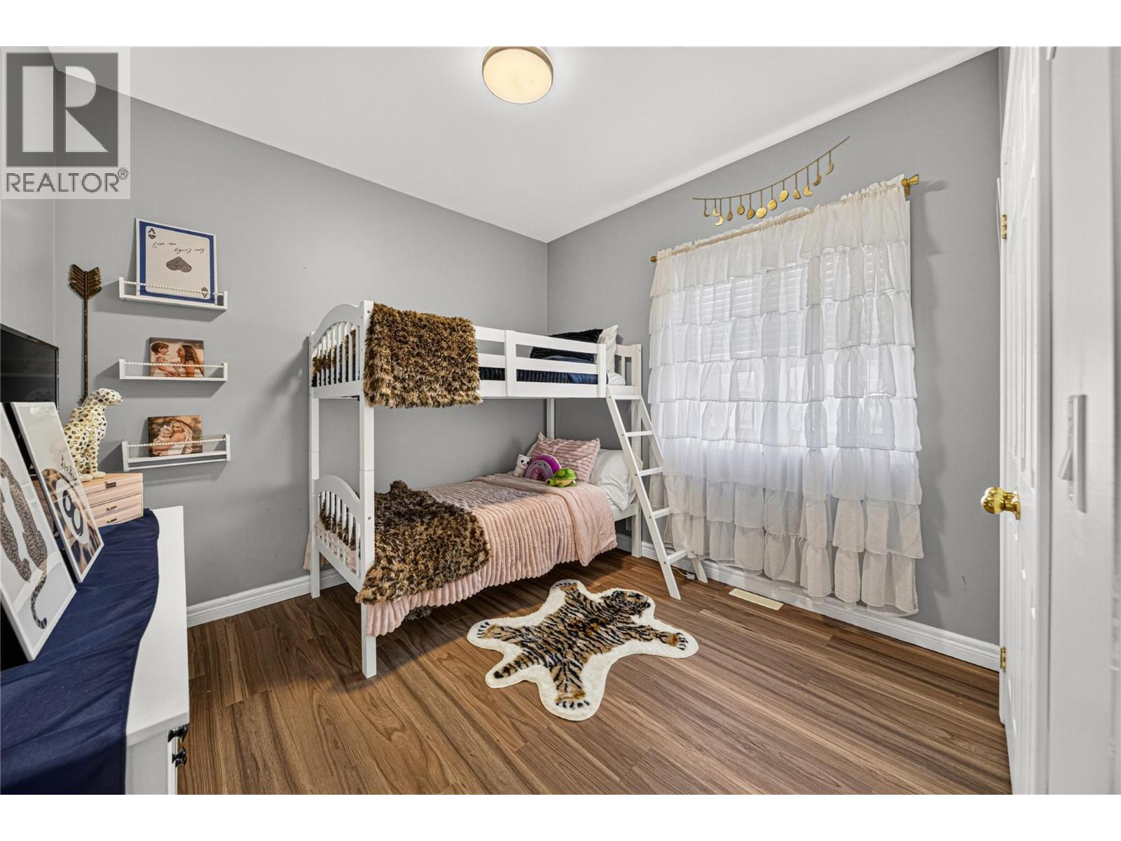 1260 Valley View Drive - 12